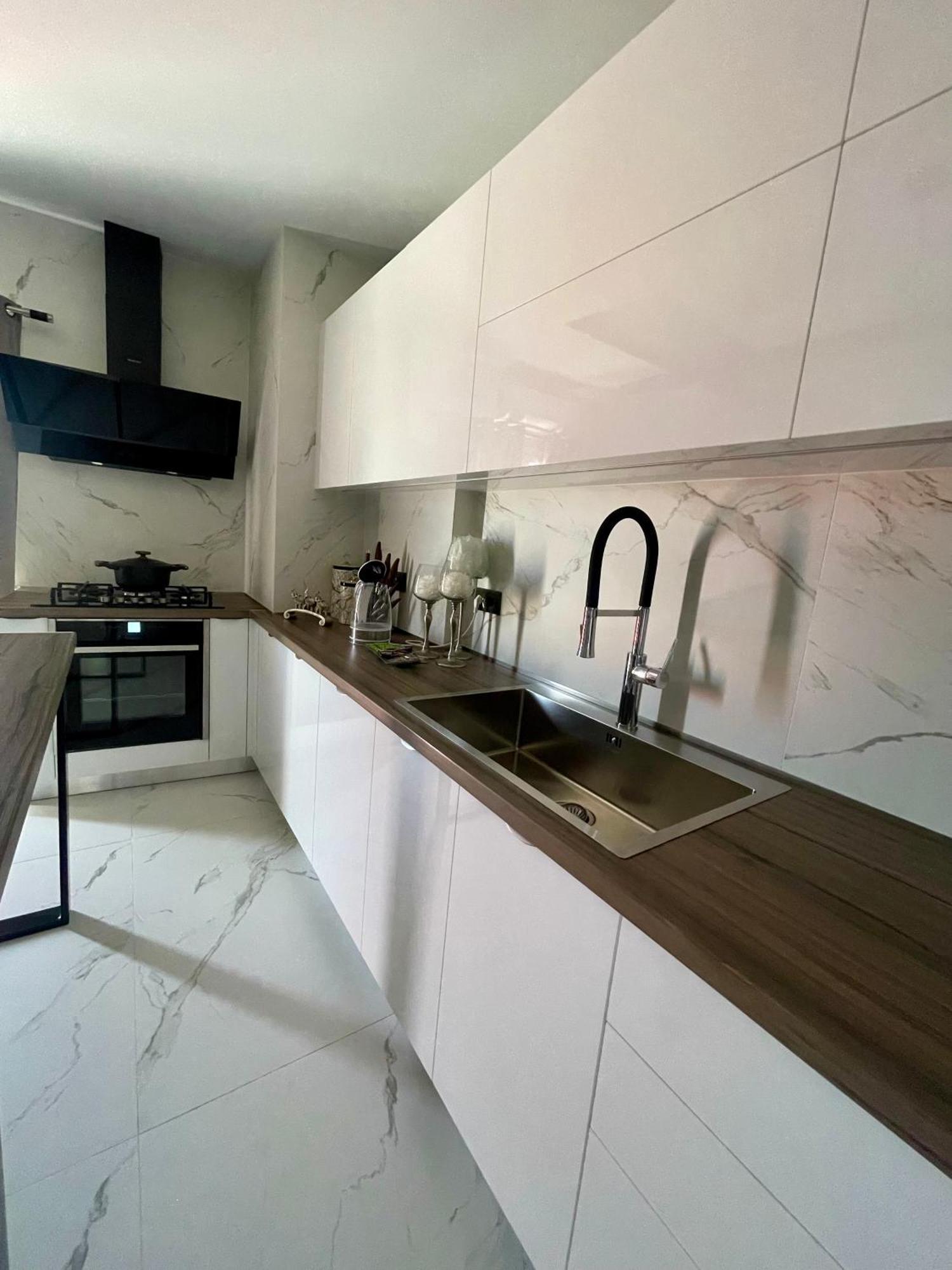 Knd Living Concept - Penthouse Apartment Nea Alikarnassos Exterior foto